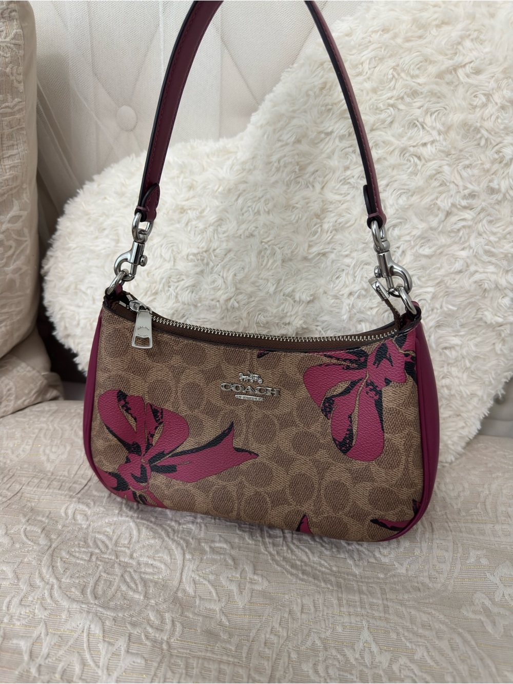 AUTHENTIC Coach Brown Signature Canvas Shoulder Bag with Pink Magenta Bows
